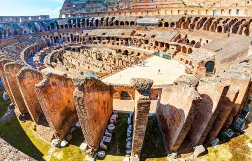 Exclusive private guided VIP tour Colosseum