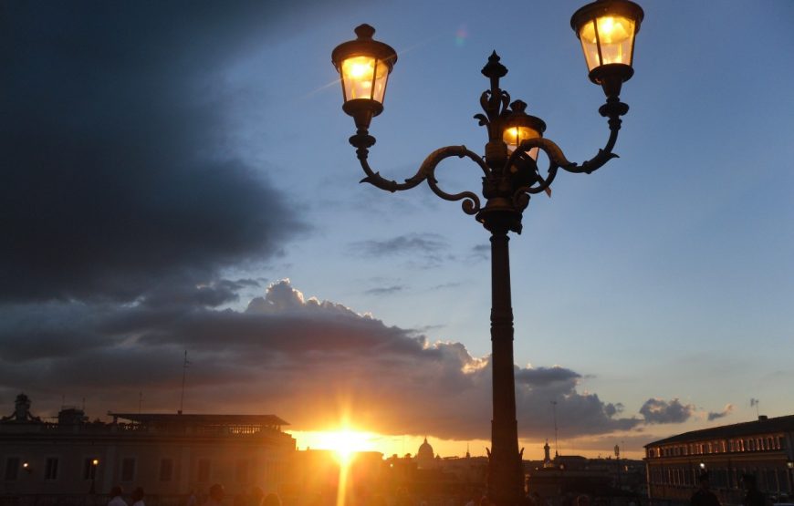 Rome’s Twilight Serenade: A Romantic Night Tour for all