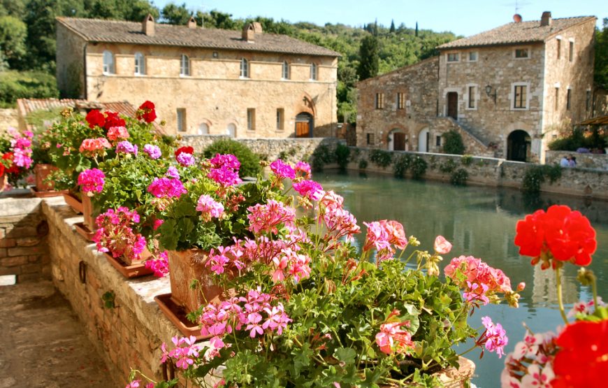 From Rome: Private Day Tour of Tuscany