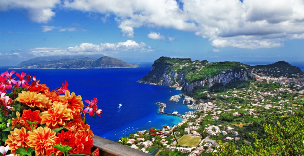Private VIP transfer from Rome to the Amalfi Coast in a luxury vehicle