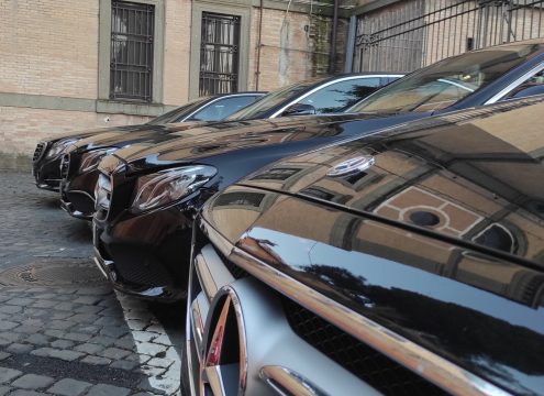 Private VIP transfer from Amalfi Coast to Rome in luxury vehicle